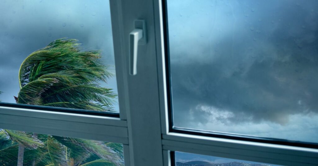 storm -window